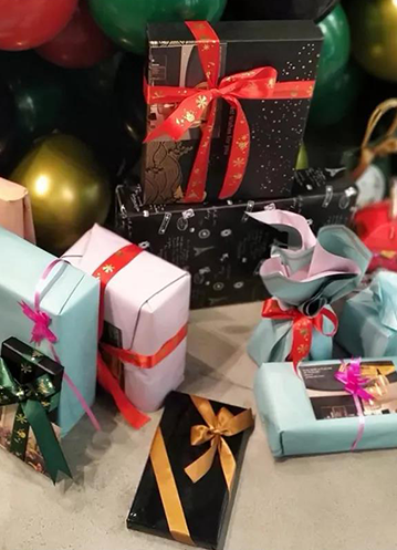 jdb电子试玩平台窗业举办圣诞节庆祝活动：圣诞有礼，温暖有你