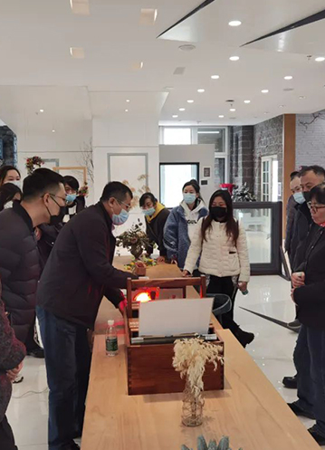 哈尔滨设计院到访jdb电子试玩平台窗业，探索建筑节能领域合作